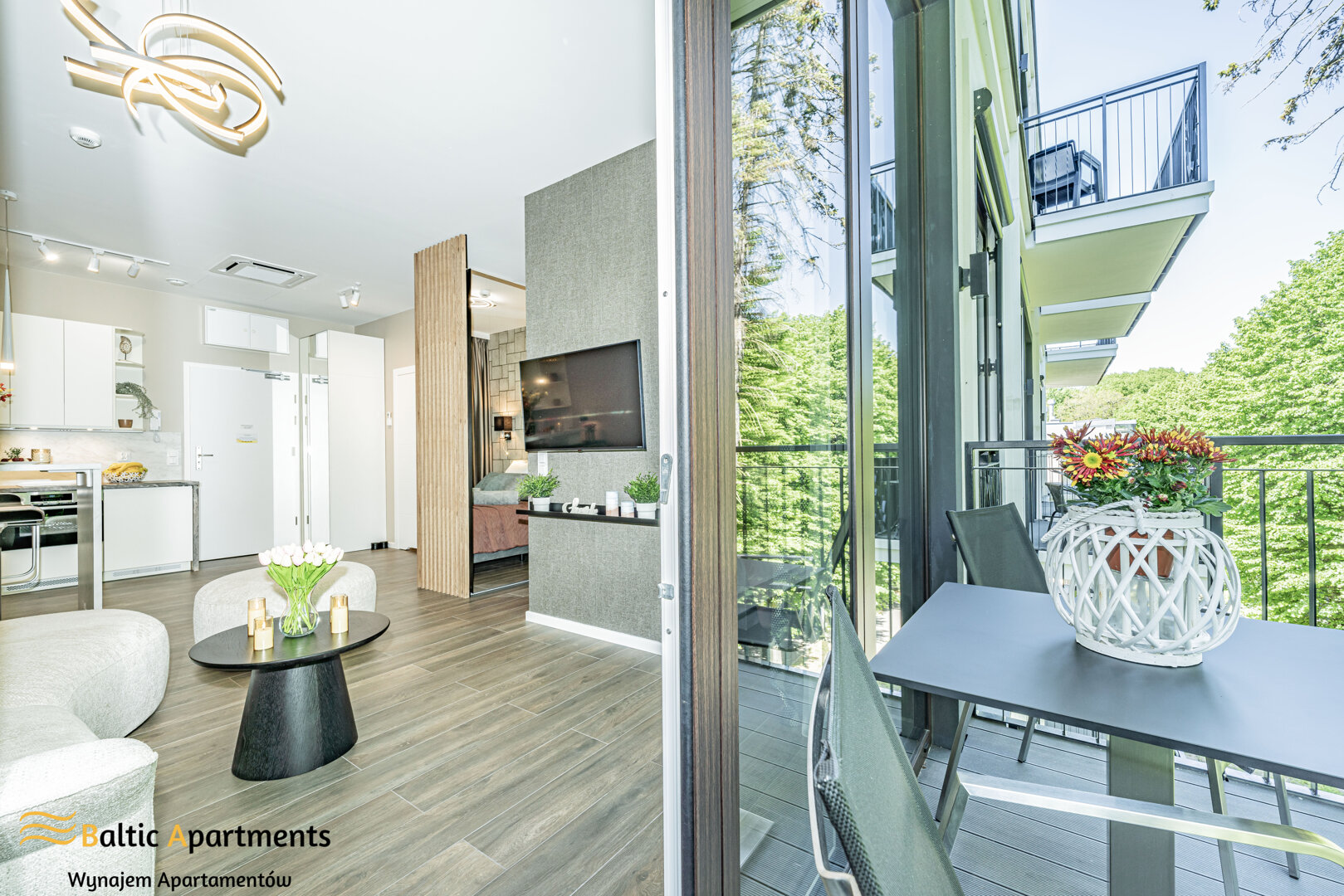 Seaside Garden 3.06 (48) Seaside Garden 3.06 (48)