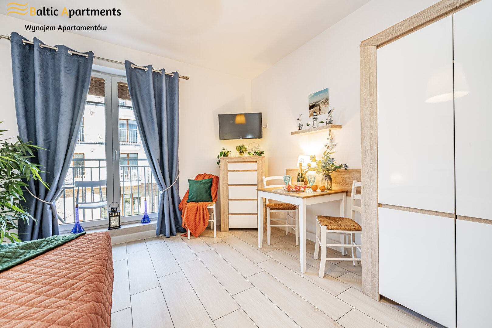 Aquamarina C12 Aquamarina C12