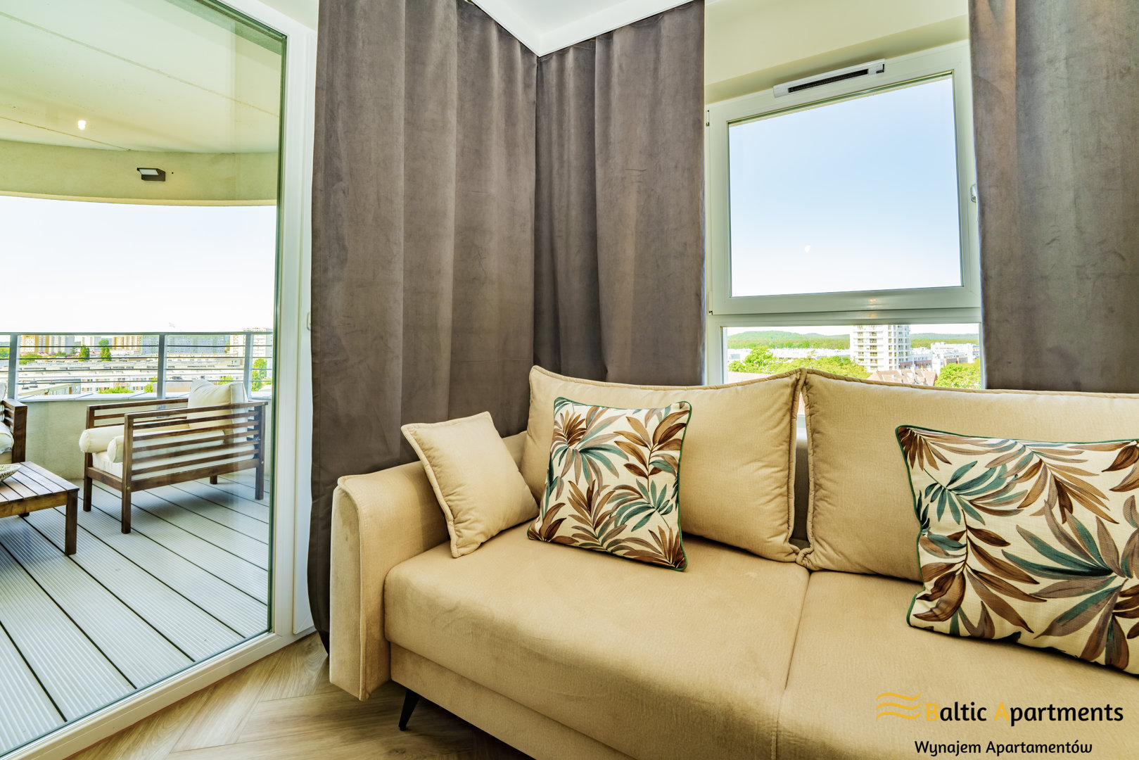 Sun Towers 38/61 Sun Towers 38/61